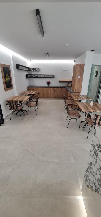 艾拉林酒店 法里拉基 外观 照片